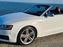 Weiß Gebraucht 2010 Audi Cabriolet Sport Cabrio | 12.950 €