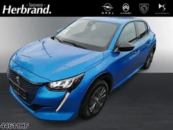 Blau Gebraucht 2022 Peugeot e-208 Allure Kleinwagen | 15.390 € (Guter Preis)