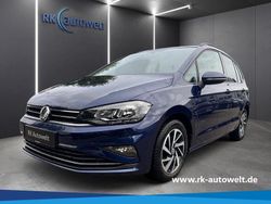 Blau Gebraucht 2018 VW Golf Sportsvan Join Van / Kleinbus | 17.990 € (Fairer Preis)