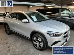 Iridiumsilber metalliclack Gebraucht 2023 Mercedes GLA180 Advanced SUV | 36.800 € (Teuer)