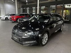 Schwarz metallic Gebraucht 2021 Skoda Superb Style Kombi | 26.780 € (Fairer Preis)