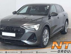 Grau Gebraucht 2022 Audi e-tron S-Line SUV | 30.890 € (Fairer Preis)
