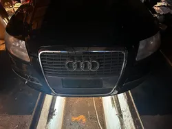 Blau Gebraucht 2006 Audi A6 Kombi | 2.500 € (Superpreis)