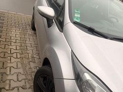 Silber Gebraucht 2013 Ford Fiesta Kleinwagen | 4.300 €