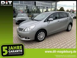 Grau Gebraucht 2012 Toyota Verso Life Van / Kleinbus | 7.990 € (Fairer Preis)