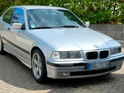 Silber Gebraucht 1998 BMW 323 Compact M Sport Kleinwagen | 6.250 € (Guter Preis)