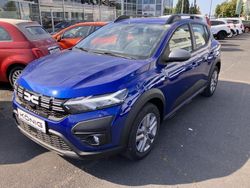 Blau Gebraucht 2023 Dacia Sandero Expression Kleinwagen | 15.497 € (Fairer Preis)