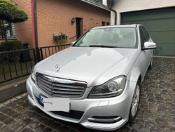 Grau Gebraucht 2012 Mercedes C200 Limousine | 13.700 € (Fairer Preis)