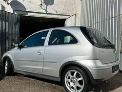 Silber Gebraucht 2005 Opel Corsa Enjoy Limousine | 950 € (Guter Preis)