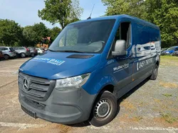 Blau Gebraucht 2018 Mercedes Sprinter Van | 16.990 €