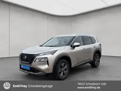 Champagne silver metallic Gebraucht 2024 Nissan X-Trail N-Connecta SUV | 32.930 € (Fairer Preis)
