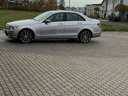 Silber Gebraucht 2010 Mercedes C200 Limousine | 8.000 €