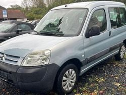 Grau Gebraucht 2005 Citroën Berlingo Advance Van / Kleinbus | 1.450 € (Superpreis)