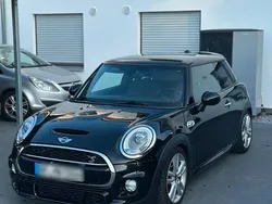 Schwarz Gebraucht 2015 Mini Cooper S Coupé Coupé | 13.100 €