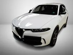 Weiß Gebraucht 2023 Alfa Romeo Tonale Ti SUV | 24.345 € (Superpreis)