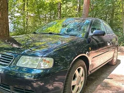 Blau Gebraucht 2000 Audi A3 Basis Kleinwagen | 2.500 € (Etwas zu teuer)