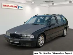 Schwarz Gebraucht 1996 BMW 318 Kombi | 1.799 € (Guter Preis)