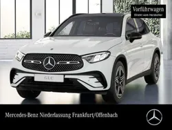 Polarweiß Gebraucht 2024 Mercedes GLC200 AMG SUV | 56.380 € (Fairer Preis)