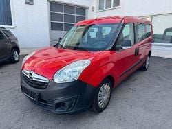 Rot Gebraucht 2016 Opel Combo Selection Van / Kleinbus | 3.490 € (Superpreis)