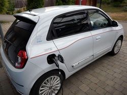 Weiß Gebraucht 2021 Renault Twingo Vibes Kleinwagen | 11.111 € (Guter Preis)