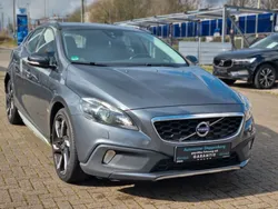 Grau Gebraucht 2014 Volvo V40 CC Kombi | 10.990 € (Fairer Preis)