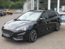 Schwarz Gebraucht 2019 Ford Focus ST-Line | 15.240 € (Guter Preis)