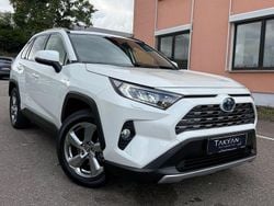 Weiß Gebraucht 2020 Toyota RAV4 Hybrid Team SUV | 29.990 € (Fairer Preis)