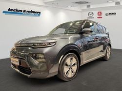Grau Gebraucht 2022 Kia Soul EV 2 SUV | 26.985 € (Teuer)