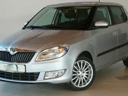 Silber Gebraucht 2011 Skoda Fabia Ambiente Limousine | 5.799 € (Etwas zu teuer)