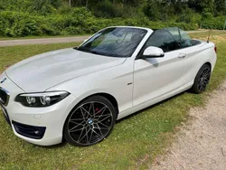 Mineralweiss metallic Gebraucht 2018 BMW 220 Sport Line Cabrio | 24.999 € (Fairer Preis)