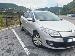 Silber Gebraucht 2012 Renault Mégane GrandTour Dynamique Kombi | 3.500 € (Superpreis)