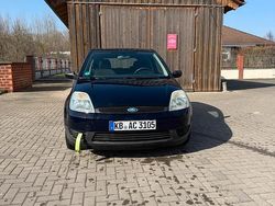 Blau Gebraucht 2004 Ford Fiesta Kleinwagen | 400 € (Superpreis)