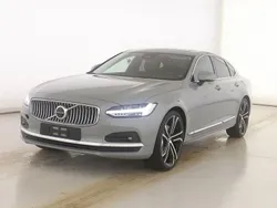 Vapour grey / metallic Gebraucht 2024 Volvo S90 Ultimate Limousine | 44.900 € (Guter Preis)