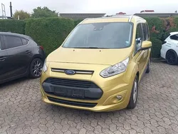 Solargelbmetallic Gebraucht 2017 Ford Grand Tourneo Connect Titanium Van / Kleinbus | 16.500 € (Fairer Preis)