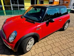 Rot Gebraucht 2002 Mini Cooper Kleinwagen | 2.500 € (Fairer Preis)