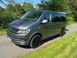 Grau Gebraucht 2016 VW T6 Generation Six Van | 34.500 € (Teuer)