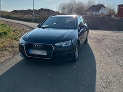 Schwarz Gebraucht 2016 Audi A4 Kombi | 10.300 € (Guter Preis)