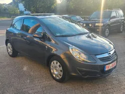 Grau Gebraucht 2010 Opel Corsa Edition Limousine | 2.990 € (Guter Preis)