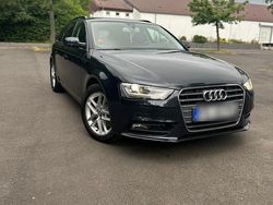 Blau Gebraucht 2014 Audi A4 Kombi | 8.800 € (Guter Preis)