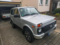 Silber Gebraucht 2023 Lada Urban SUV | 17.500 €