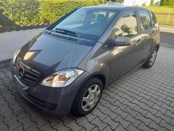 Grau Gebraucht 2012 Mercedes A180 Limousine | 8.995 € (Guter Preis)