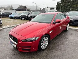 Rot Gebraucht 2017 Jaguar XE Prestige Limousine | 14.900 € (Guter Preis)