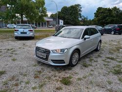 Silber Gebraucht 2014 Audi A3 Limousine | 9.990 € (Guter Preis)