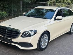 Gelb Gebraucht 2019 Mercedes E200 Kombi | 12.490 € (Etwas zu teuer)