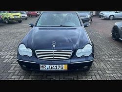 Blau Gebraucht 2003 Mercedes C220 Limousine | 2.600 €