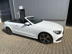 Weiß Gebraucht 2022 Mercedes 200 Avantgarde Cabrio | 41.900 € (Teuer)