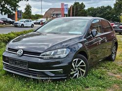 Schwarz Gebraucht 2018 VW Golf VII Sound Limousine | 16.295 € (Fairer Preis)