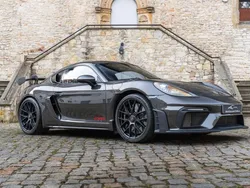 Grau Neu 2024 Porsche Cayman GT4 Coupé | 217.718 €