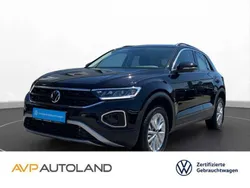 Deep black perleffekt Gebraucht 2024 VW T-Roc Life SUV | 29.290 € (Guter Preis)