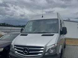 Silber Gebraucht 2016 Mercedes Sprinter Van | 10.500 €